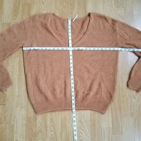 FREE PEOPLE | Gossamer V-Neck Sweater - [Small in Terracotta] - Picture 7 of 9